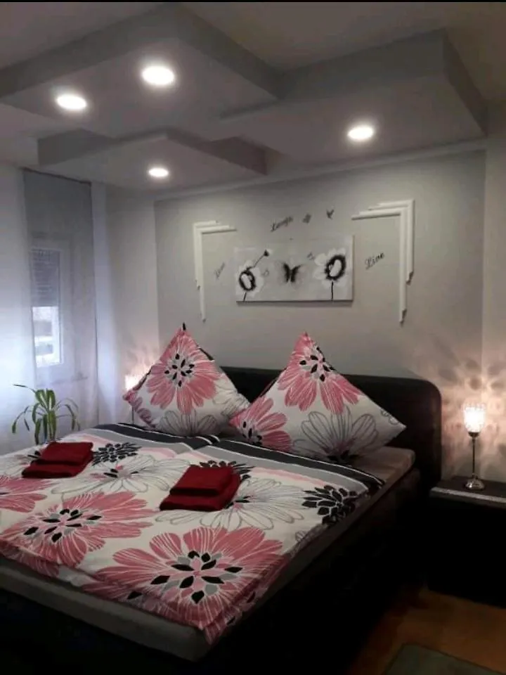 Apartment Bella Italia Κολωνία